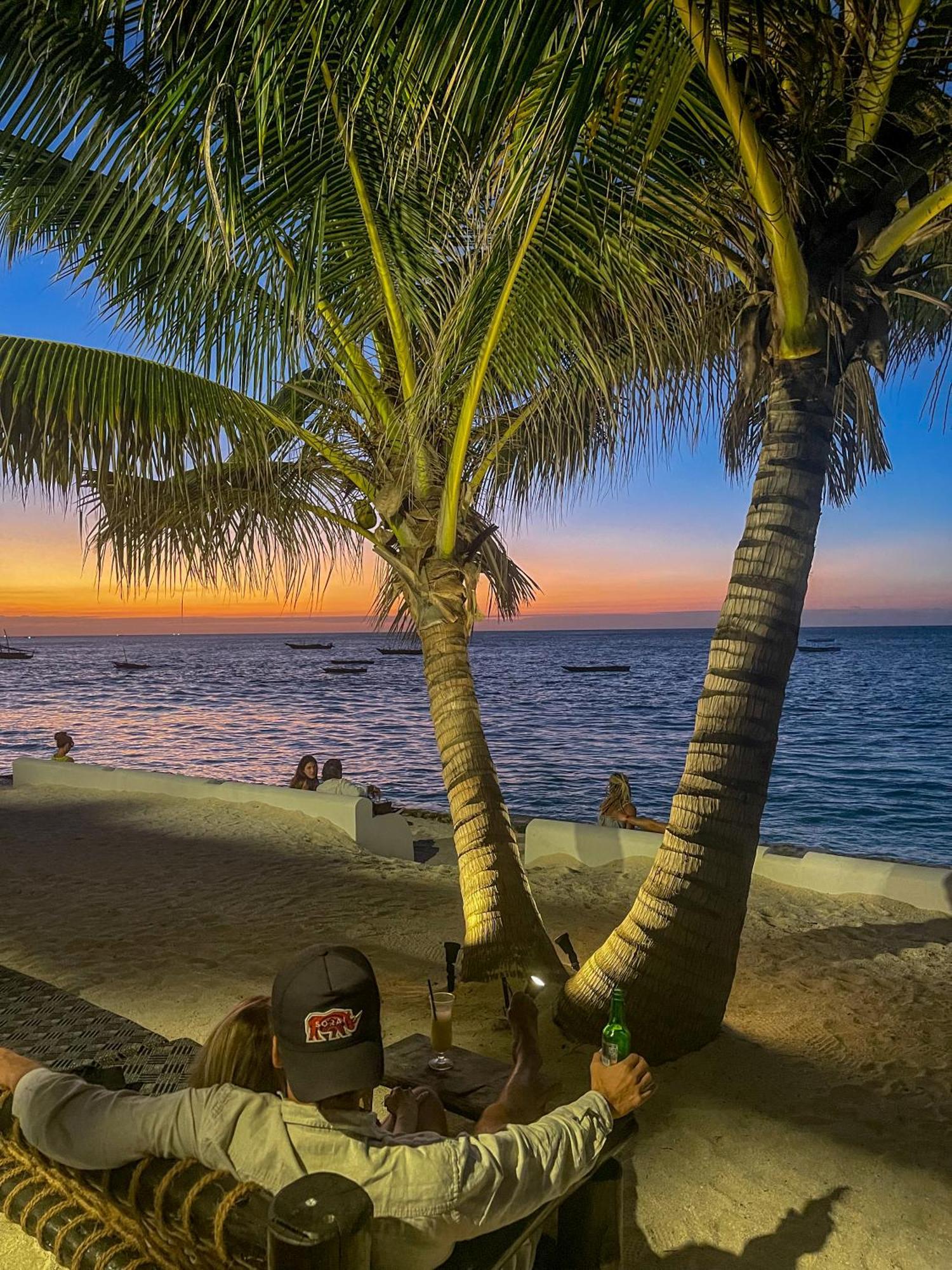 Kibanda Lodge And Beach Club Нунгви Екстериор снимка