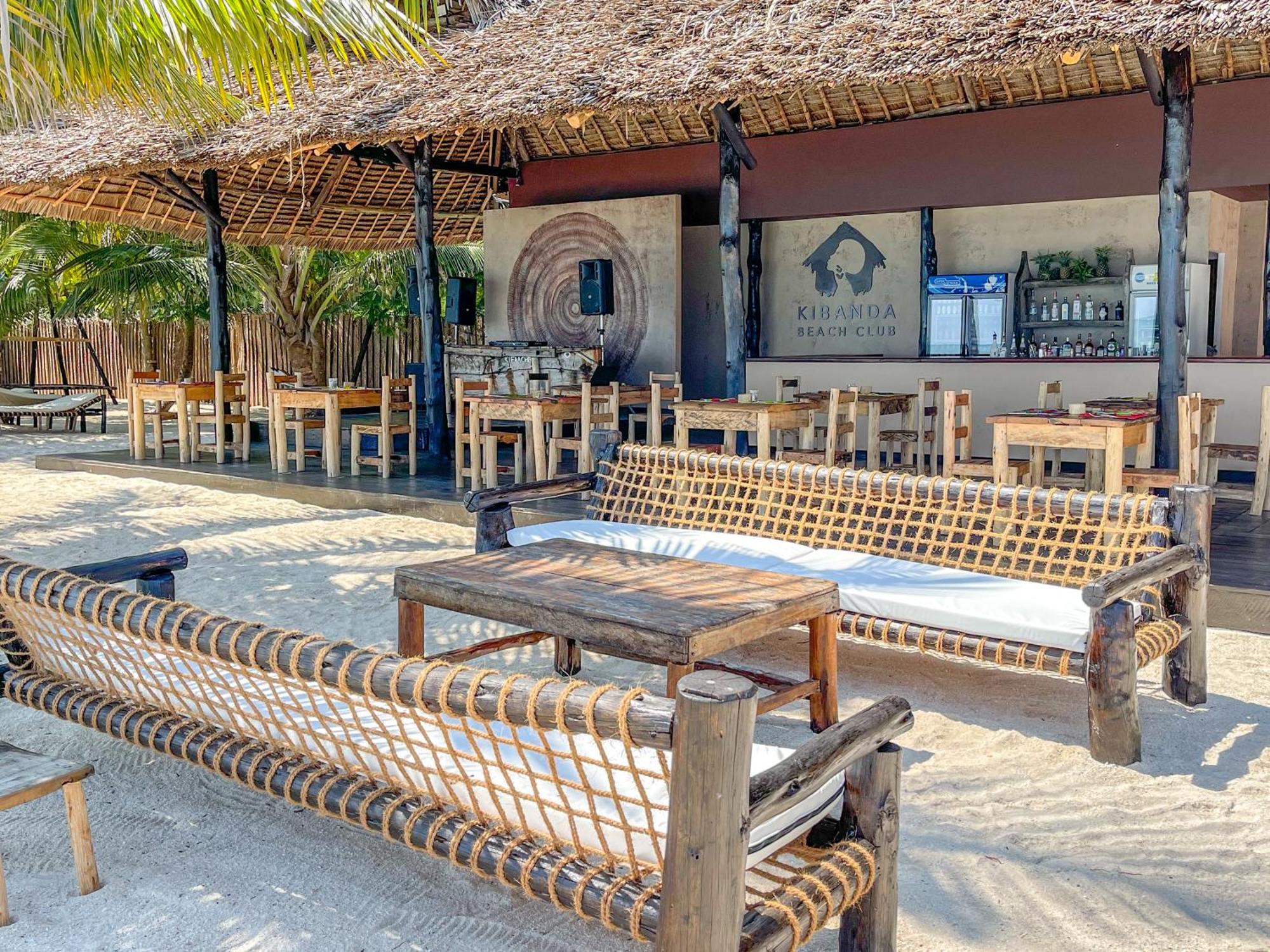 Kibanda Lodge And Beach Club Нунгви Екстериор снимка